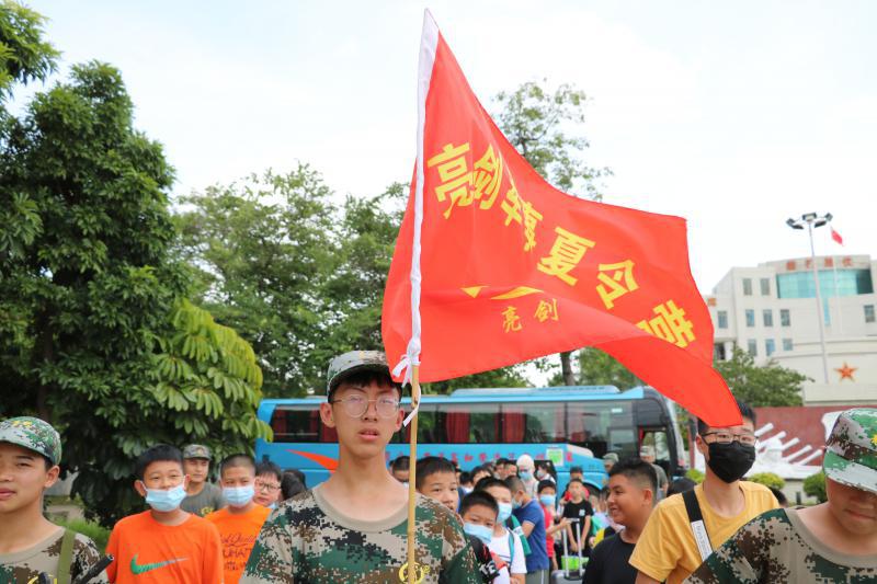 热烈庆祝7月19日第三期圆满开营