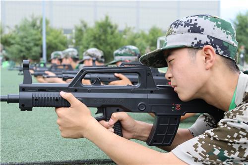 如何为孩子选择合格的少儿军事夏令营？